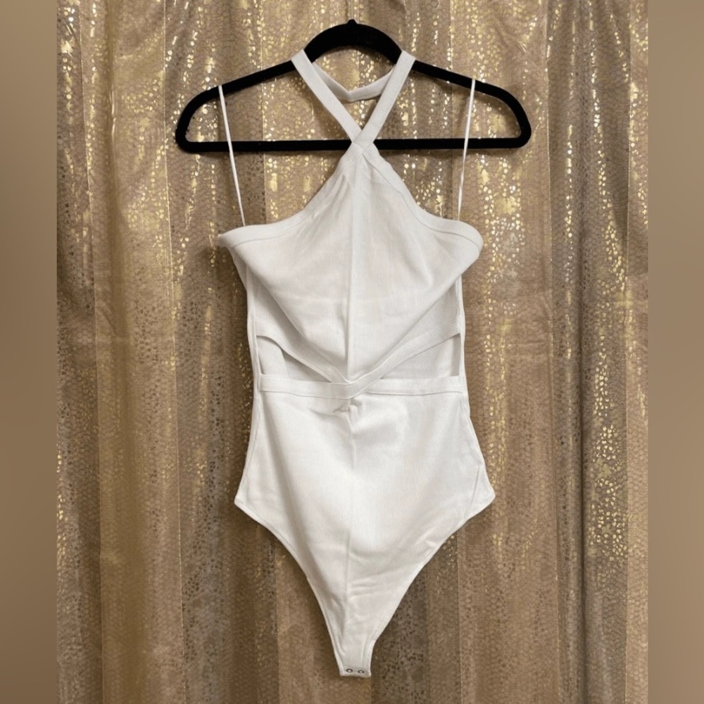 Abercrombie & Fitch white ribbed soft cutout halter neck bodysuit, m nwt